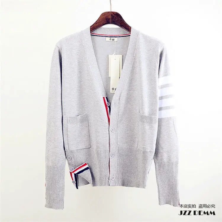 

Cardigan female 2021 during the spring and autumn in a new white sweater cardigan color garment short coat