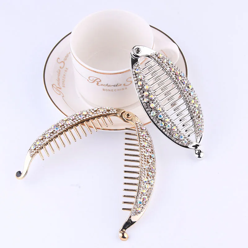 

New Fashion Women Girls Crystal Rhinestone Fish Shape Hair Claw Clips Hair Crab Moon Shape Barrettes Hairpins Hair Accessories
