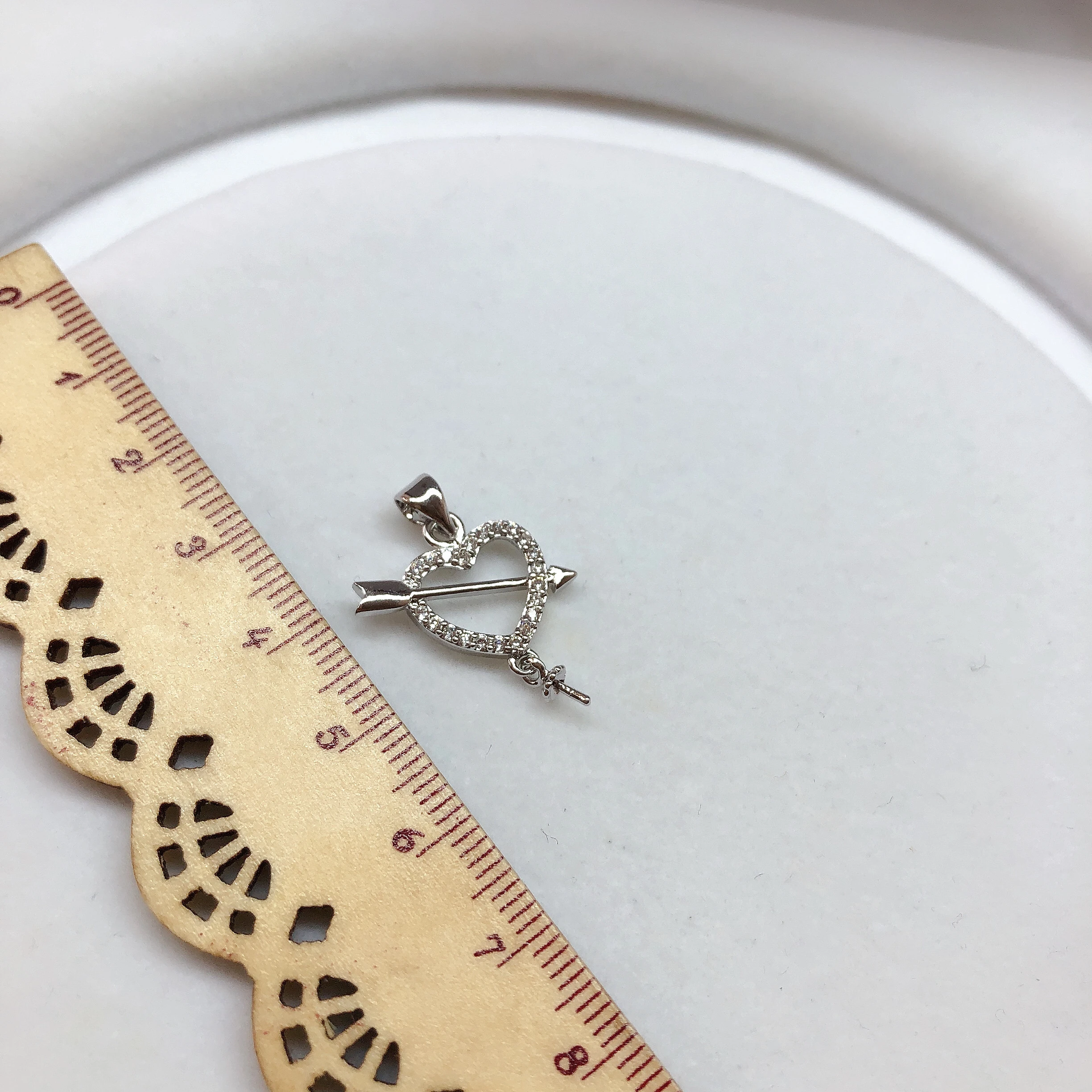 В виде сердца со стрелой основа Подвески крепление найти настройки ювелирные