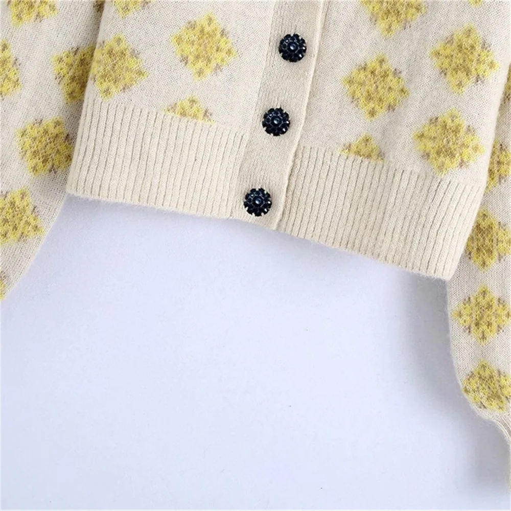 

ZXQJ Women 2020 Fashion Jacquard Knitted Cardigan Vintage V Neck Long Sleeve Loose Female Outerwear Chic Tops