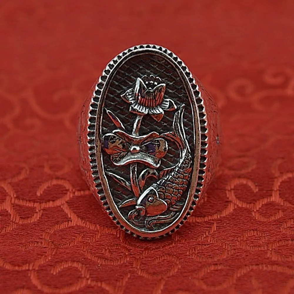 Кольцо из серебра 999 пробы с рисунком лотоса и рыбы | Украшения аксессуары