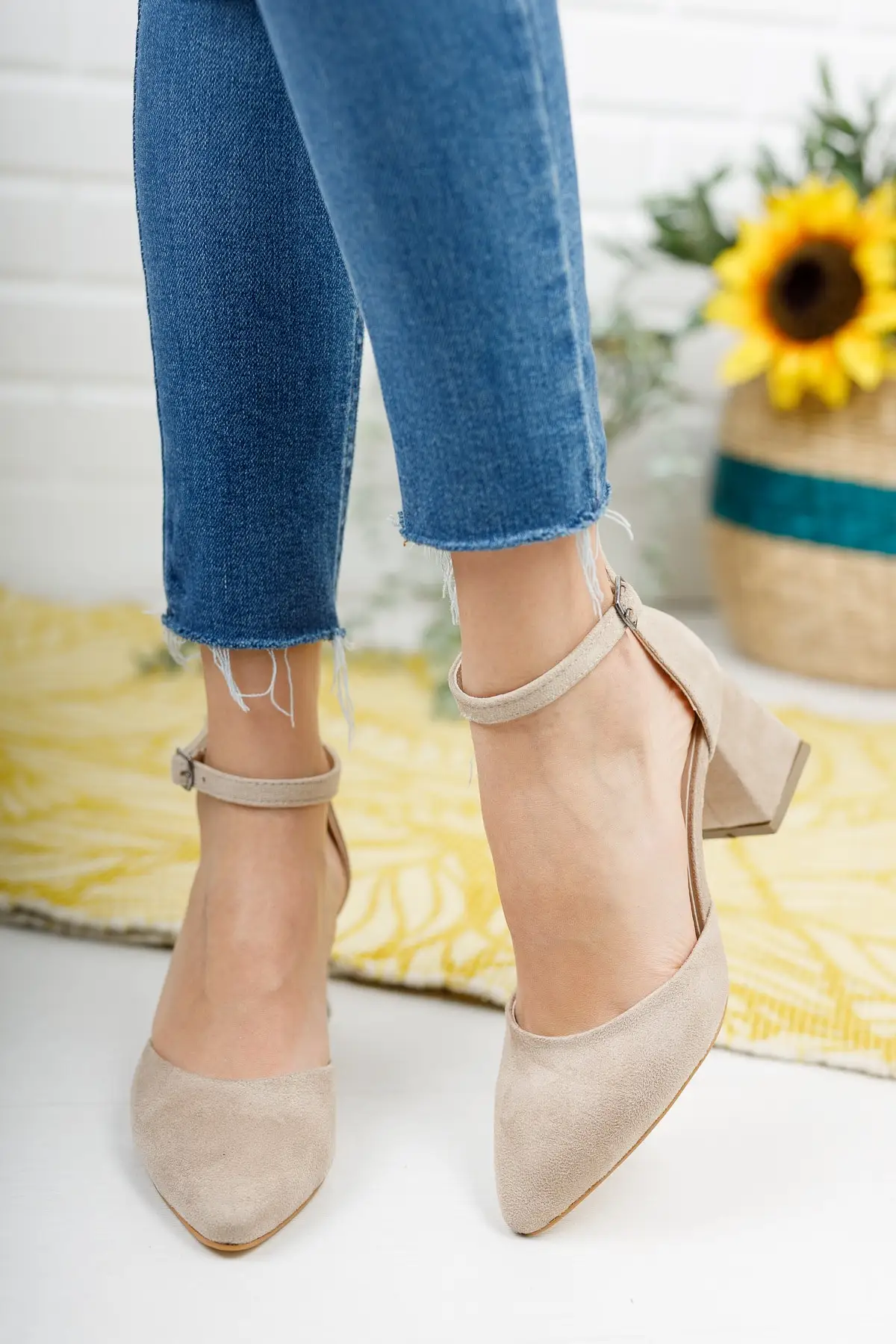 

2021 Ladies Pumps Women's mink suede heels shoes New Fashion Elegant Stylish Lady Hot Party Designer Women Pumps Shoes