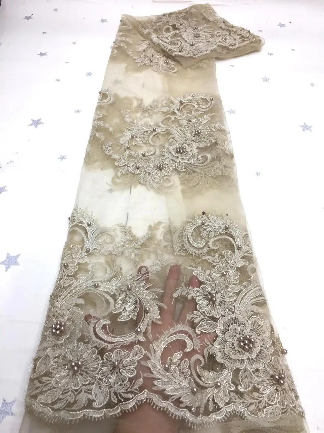 

Fashion African Lace Fabric High Quality French Tulle Lace Fabric 2020 Nigerian Lace Cord Embroidery Fabric For Wedding