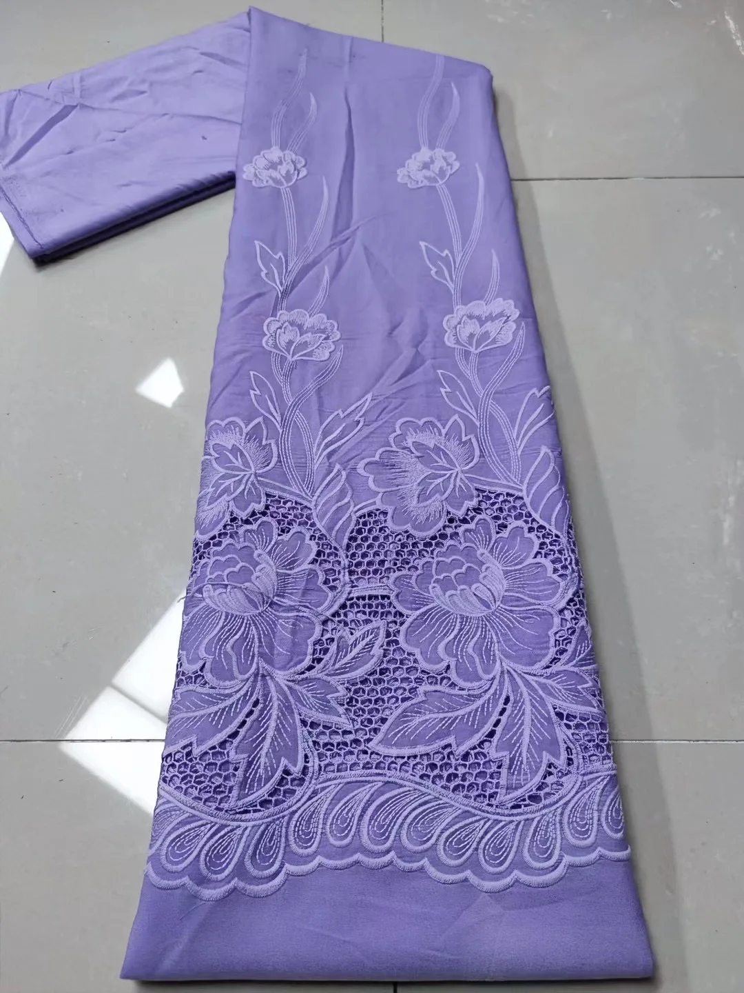

French Lace Fabric Latest Popular Purple Nigerian African Net Cord Lace Fabric Embroidery French Milk Silk Mesh Lace For Party