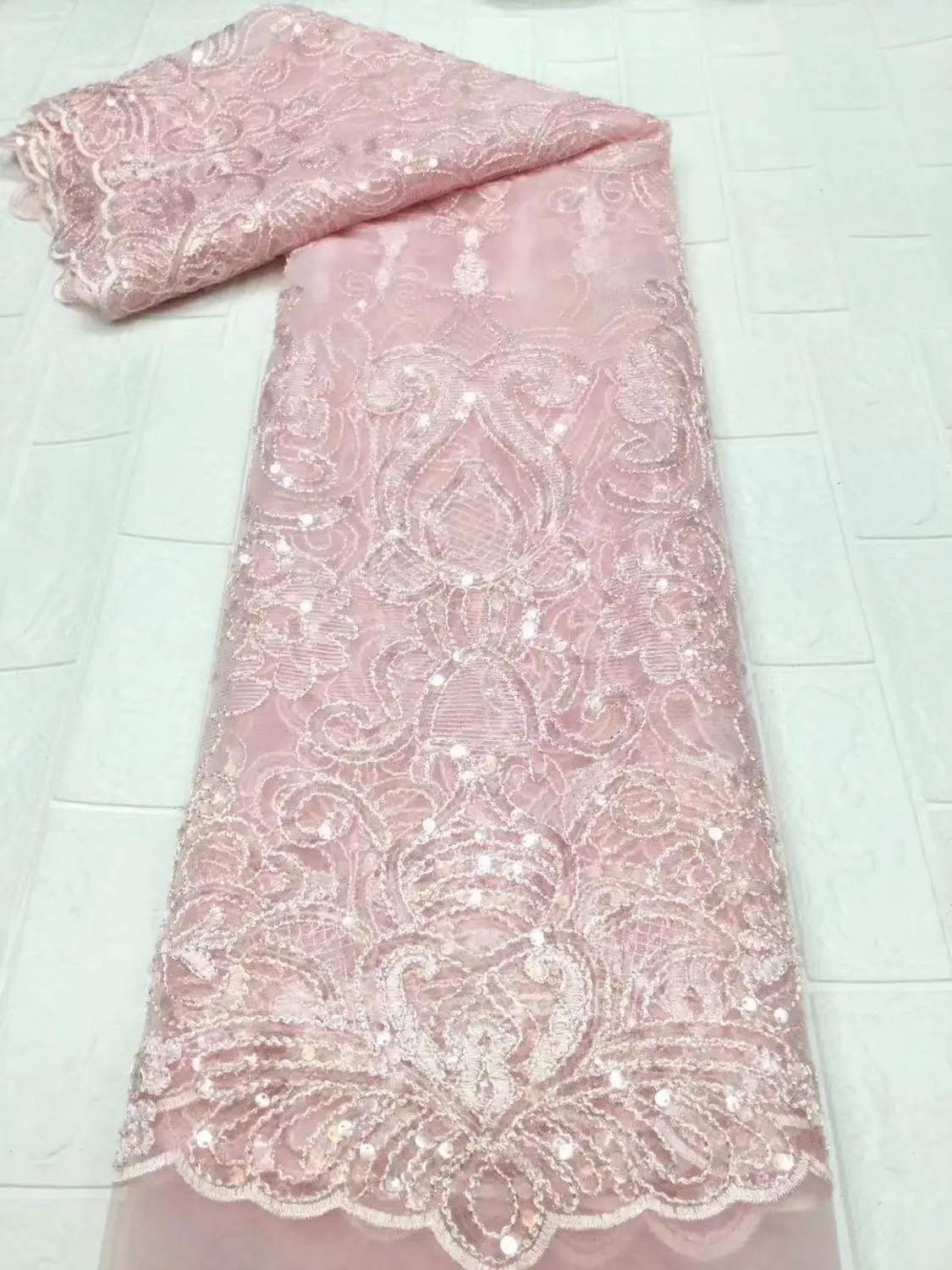 

Embroidered tulle sequin lace fabric 5 yards 2020 banquet wedding party high quality lace fabric FJ-015