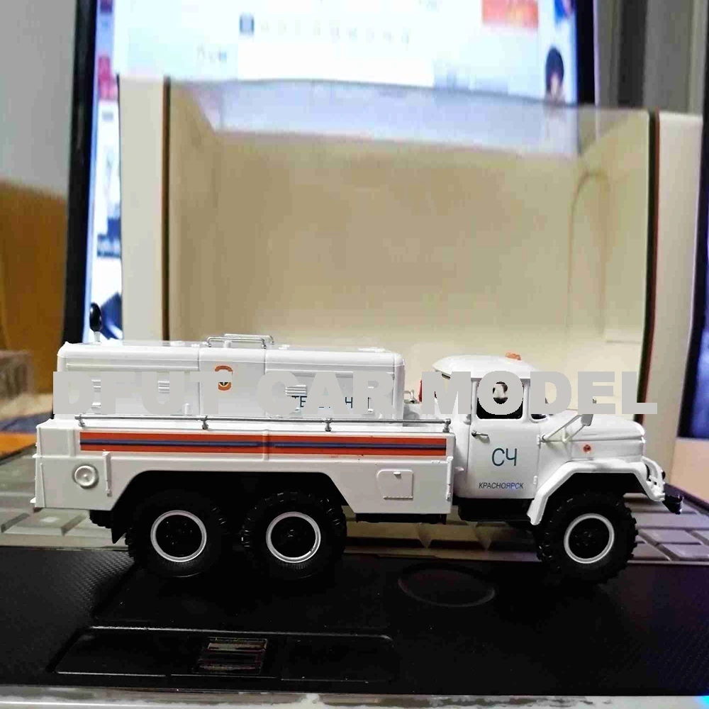 1:43 модель гоночной машины из сплава Россия ZIL350(131) Caro детских игрушечных автомобилей авторизованный подарок для детей