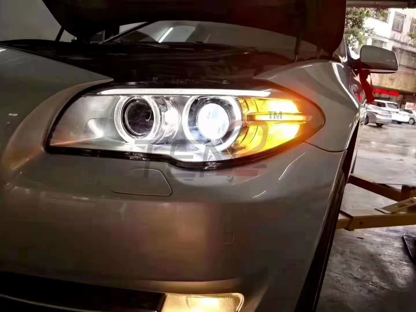Подходит для BMW 5 серии F10 F18 2010-2013, модифицированные на 2014-2017 ксеноновые фары пара для 520i 525i 530i 535i 540i
