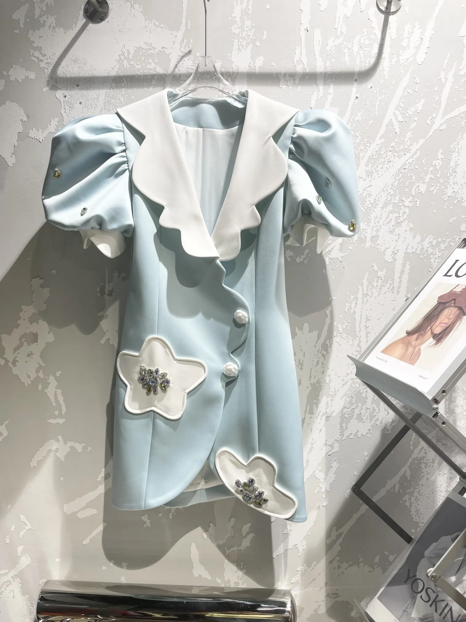 

2021 New Colors Crystal High Quality Gem Cloud Suit Dress Vintage Puff Sleeves V-Neck Flower Buttons Women Mini Skirt Slim Chic