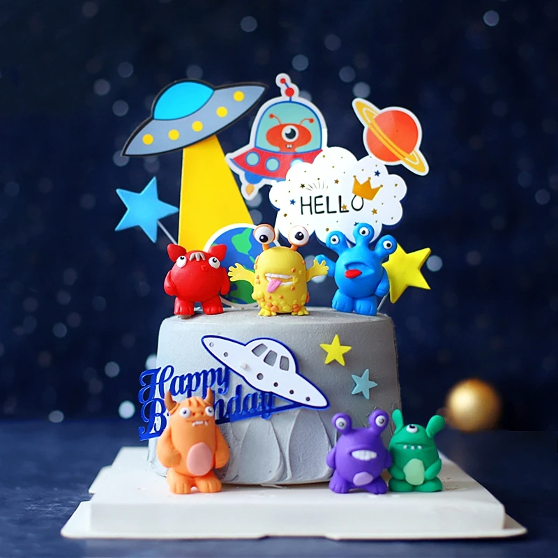 

Children's Birthday Cake Topper Dress Up Alien Little Monster Space Theme Party Decoration Doll Soft Pottery Ornaments Card