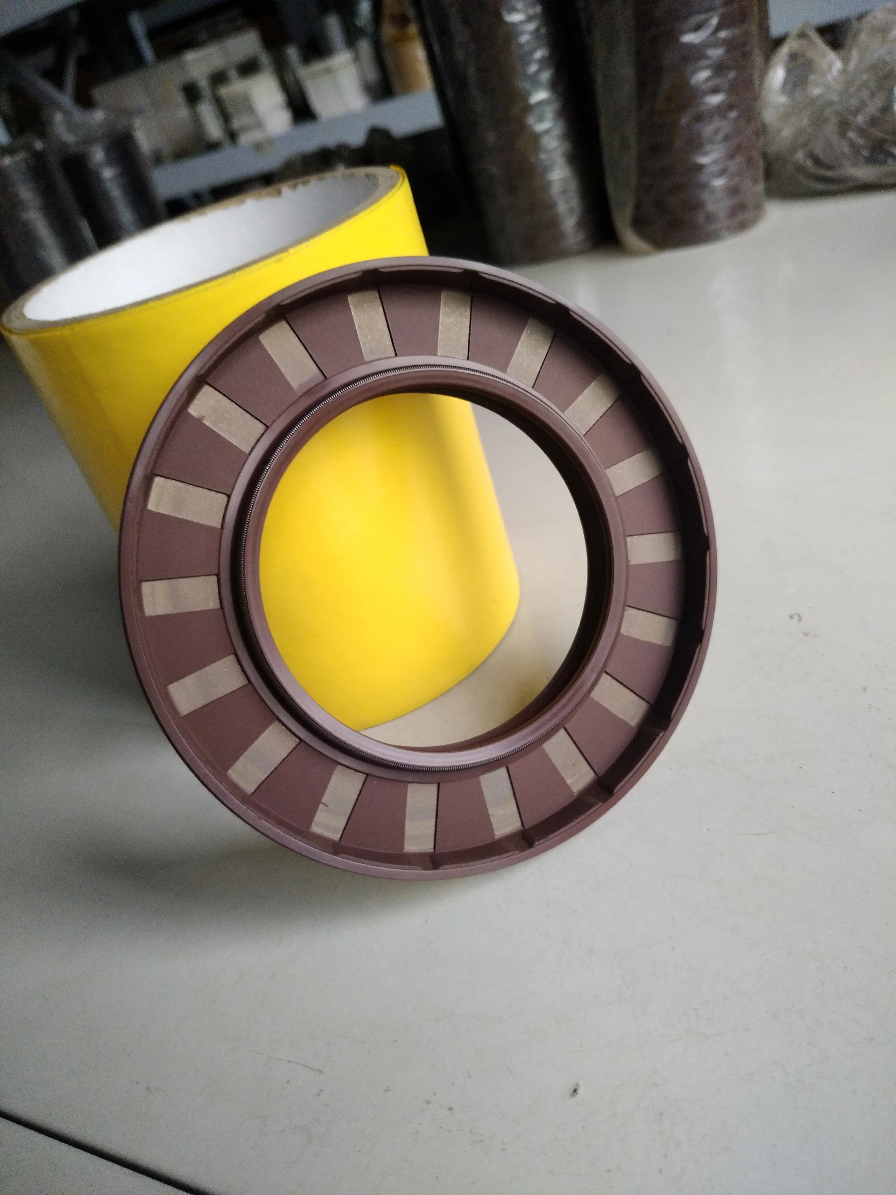 Бренд DMHUI масло 65*105*10/14 коричневая резина | Автомобили и мотоциклы