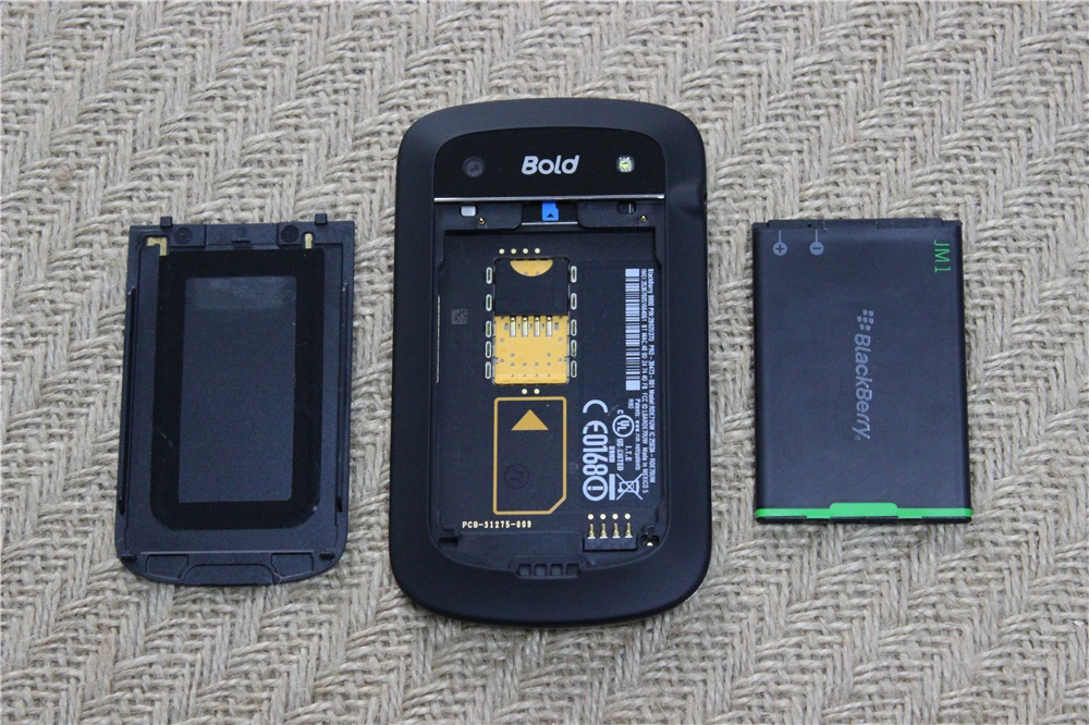 Оригинальный разблокированный Blackberry 9900 WCDMA QWERTY клавиатура 8 Гб ROM 5MP Bluetooth WIFI