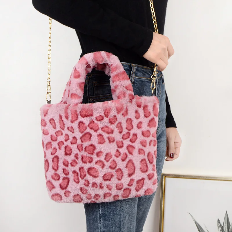 Winter Fashion Faux Fur Bag Large Capacity Leopard Print Bag Women's One-shoulder Messenger Handbag Bag Plush Female Bag