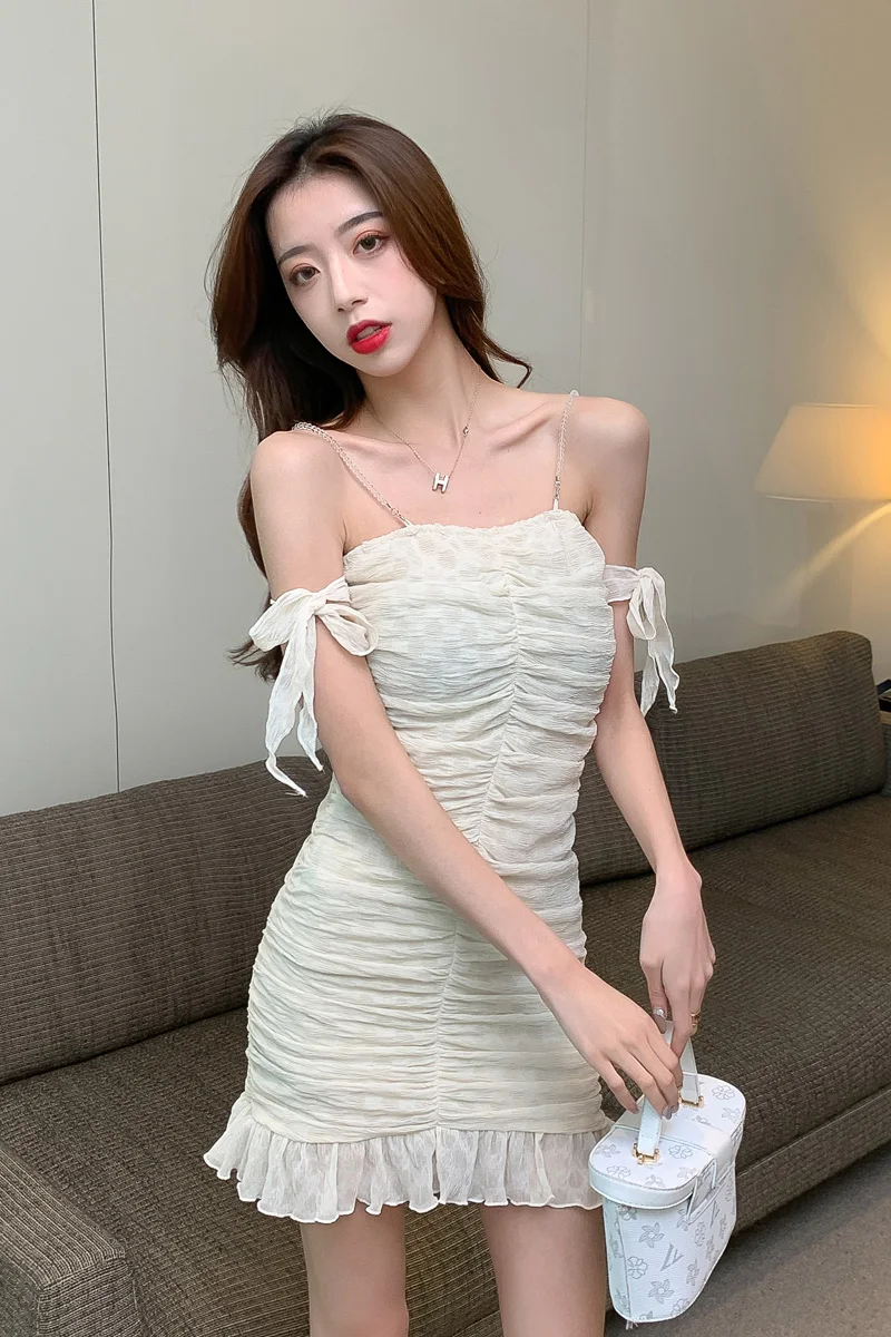 

COIGARSAM Sexy Ruffles Women one-piece dress korean Spaghetti Strap Dresses Apricot 718