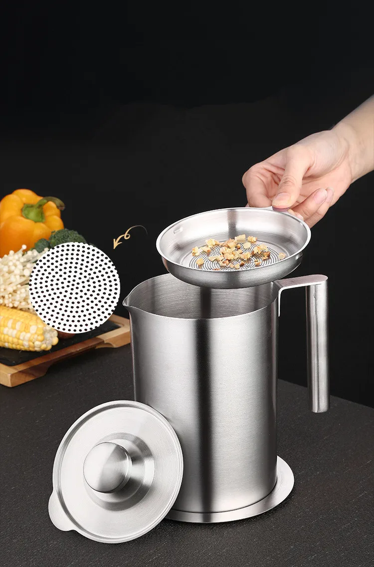 

1PC Household Stainless Steel Oil Filter Pot Cooking Handle Oil Separator Oil Strainer Pot Container Kitchen Accessories OK 1165