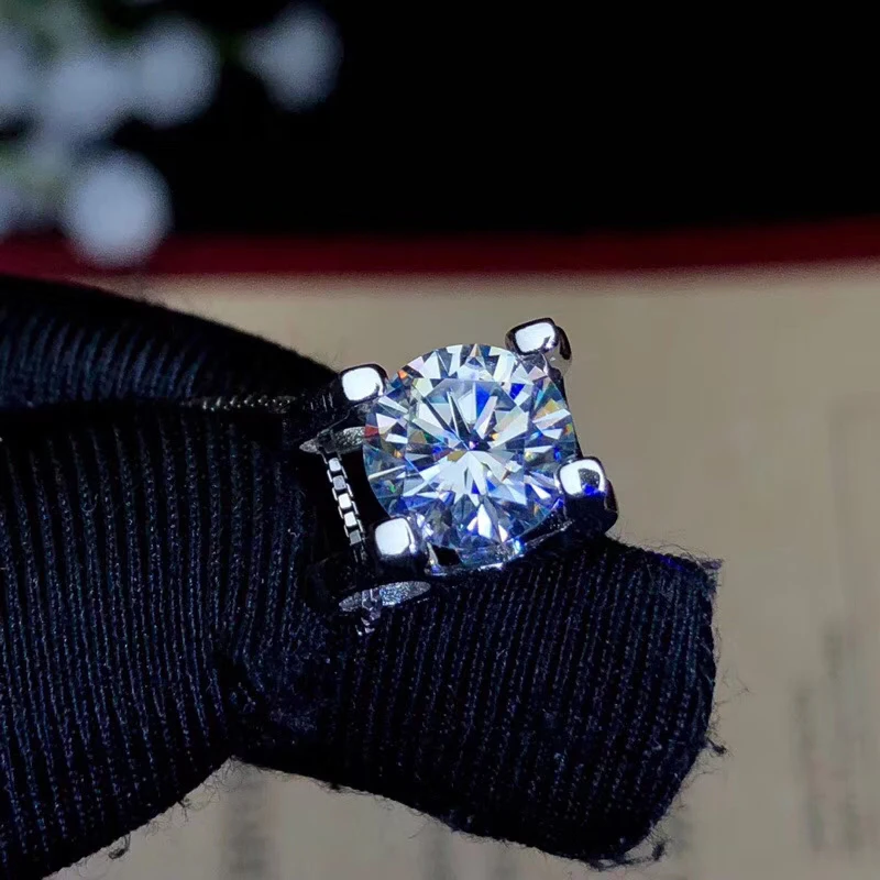 Женский классический кулон с муассанитом Серебряный 925 карат реальный F образный