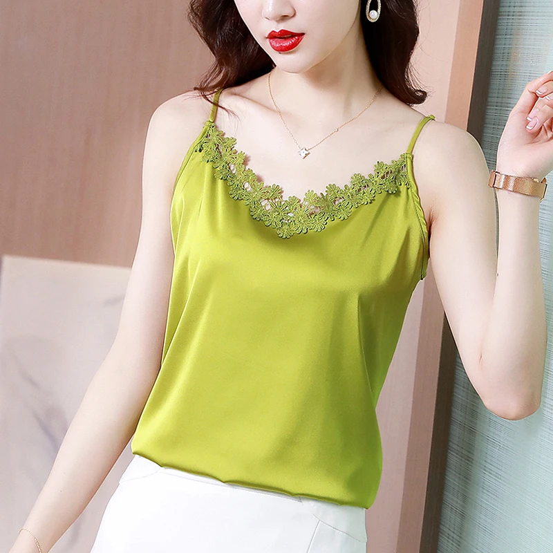 

Satin Tank Top Women Camisole Solid Lace Sexy Green Tops for Women V-neck Hollow Out Applique Fashion OL Elegant Womens Clothing