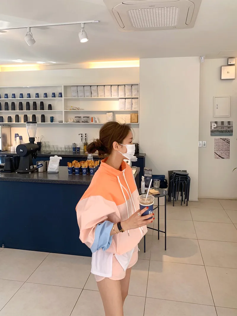 

Korea 2021 New Fashion stand collar Long sleeve hit color jacket coat + casual short pants 2 Piece Set women set