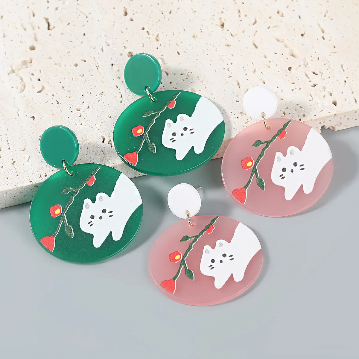 

Fashion Metal Resin Floral Cat Earrings Female Popular Exaggerated Dangle Earrings Party Accessories