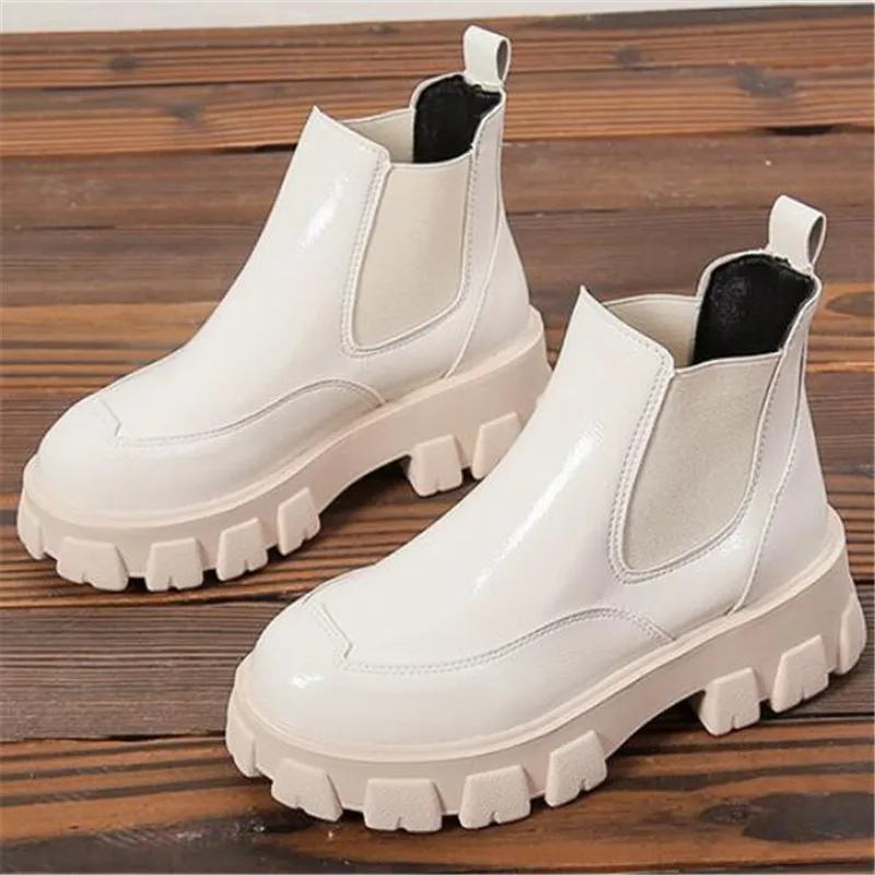 Демисезонные ботильоны из лакированной кожи Женские мотоциклетные ботинки