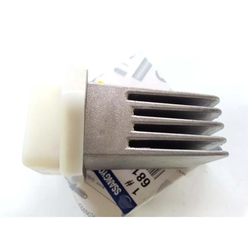 

Baificar Brand New Genuine Full Auto A/C Resistor 6811109170 For Ssangyong Actyon (Sports) Kyron 2006+