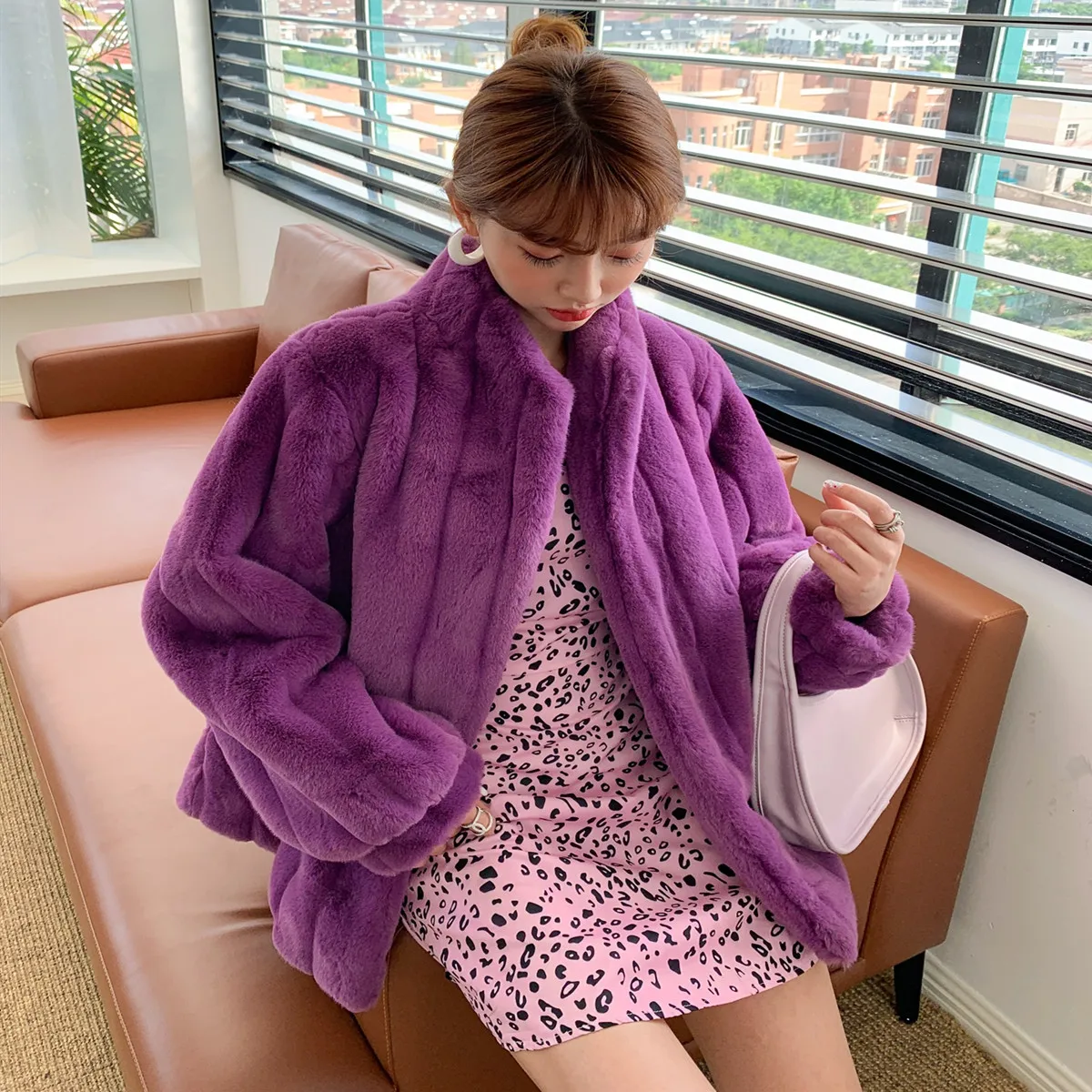 

Fashion Faux Mink Fur Coat Women 2020 New Autumn and Winter Loose Casual Stand-up ccollar Thick Lamb Fur Jacket Female NS2285
