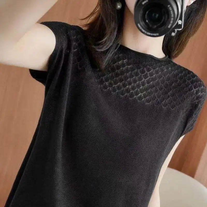 

Hollow Out Lace Ice Silk Knitted Women Summer T-Shirts Casual Loose 2021 O-Neck Cool Short Sleeve Pullovers Elastic Soft Jumpers