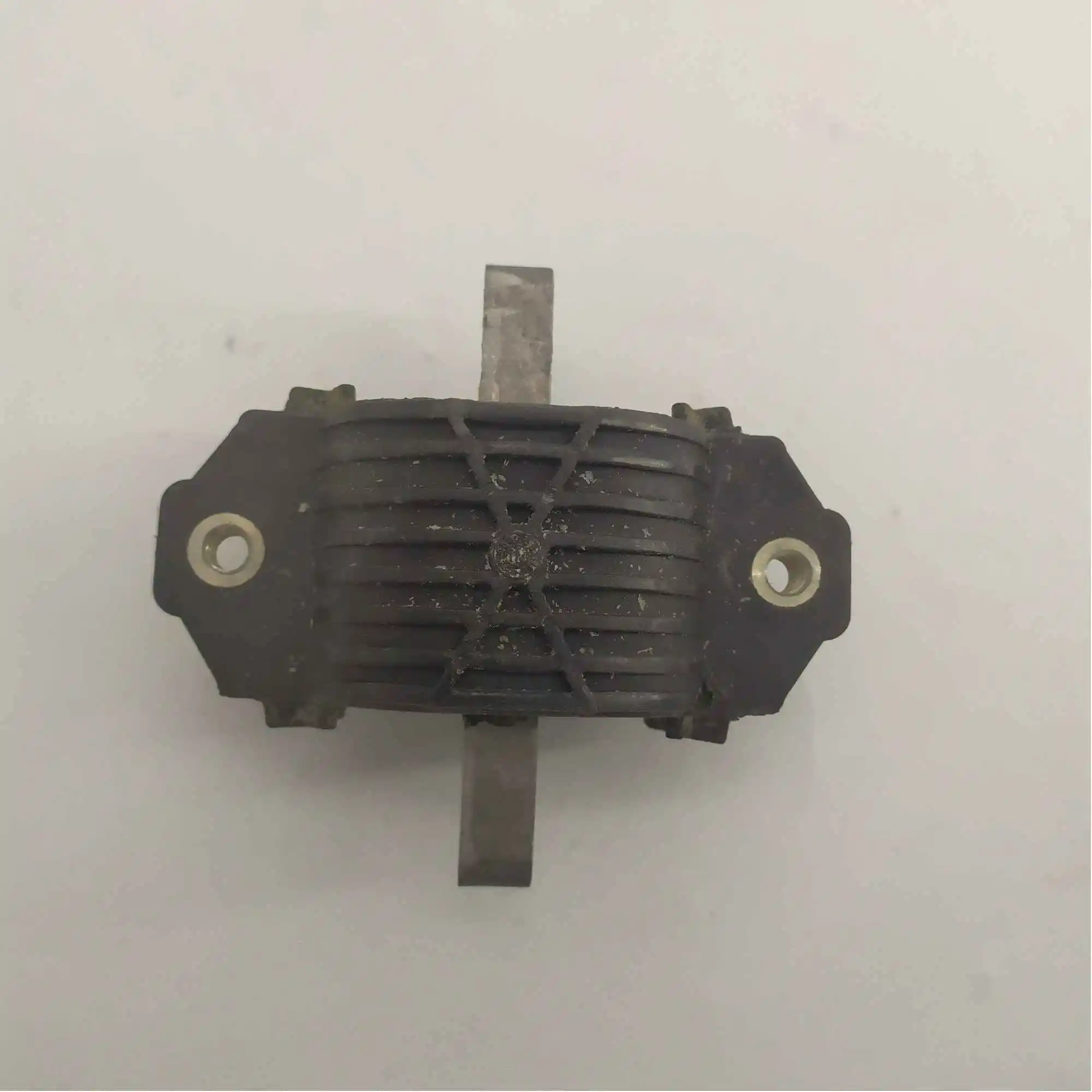 Крепление трансмиссии для B MW 5 (F10) [2009 2016] OEM:22326775916 22326780269|Вал двигателя| |