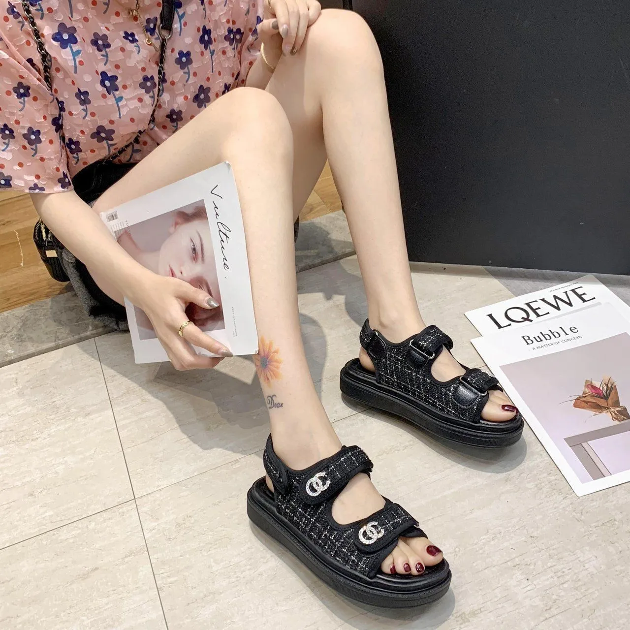 

Сандалии Brangdy женские на толстой подошве, тканевые повседневные уличные спортивные туфли в клетку, с круглым носком, на липучке и застежке-л...