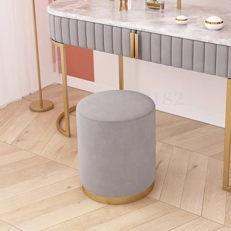 Скандинавский туалетный столик табурет для спальни небольшой стул простой