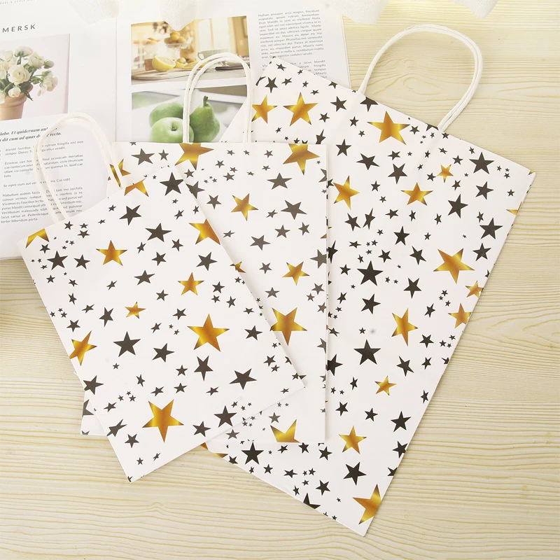

10pcs/lot 25.5*18.5cm Two Design Striped Star And Pentagram Giftwrapping For Packing Goods Bag New Arrival
