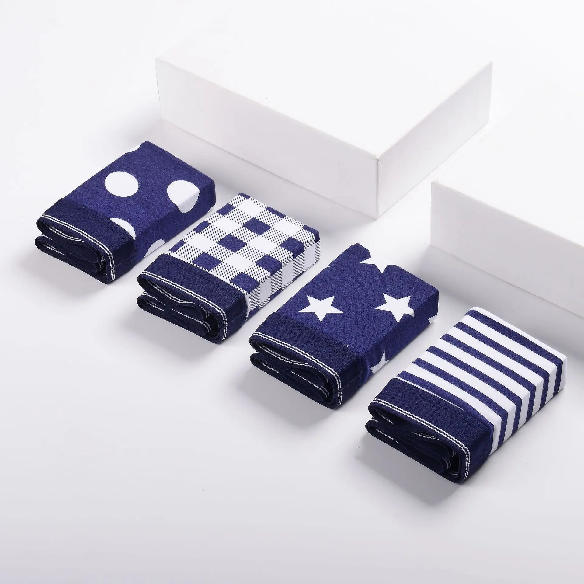 

4pcs/lot Mens Underwear U-Type Convex Design Cotton Mens Boxer Briefs Breathable Youth Printing Low Waist Underwear Boxer Shorts