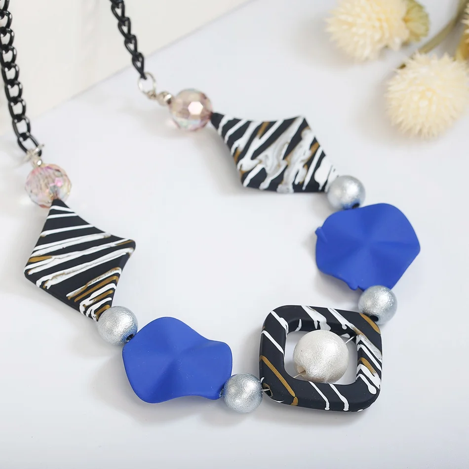 Женские ожерелья и подвески Match