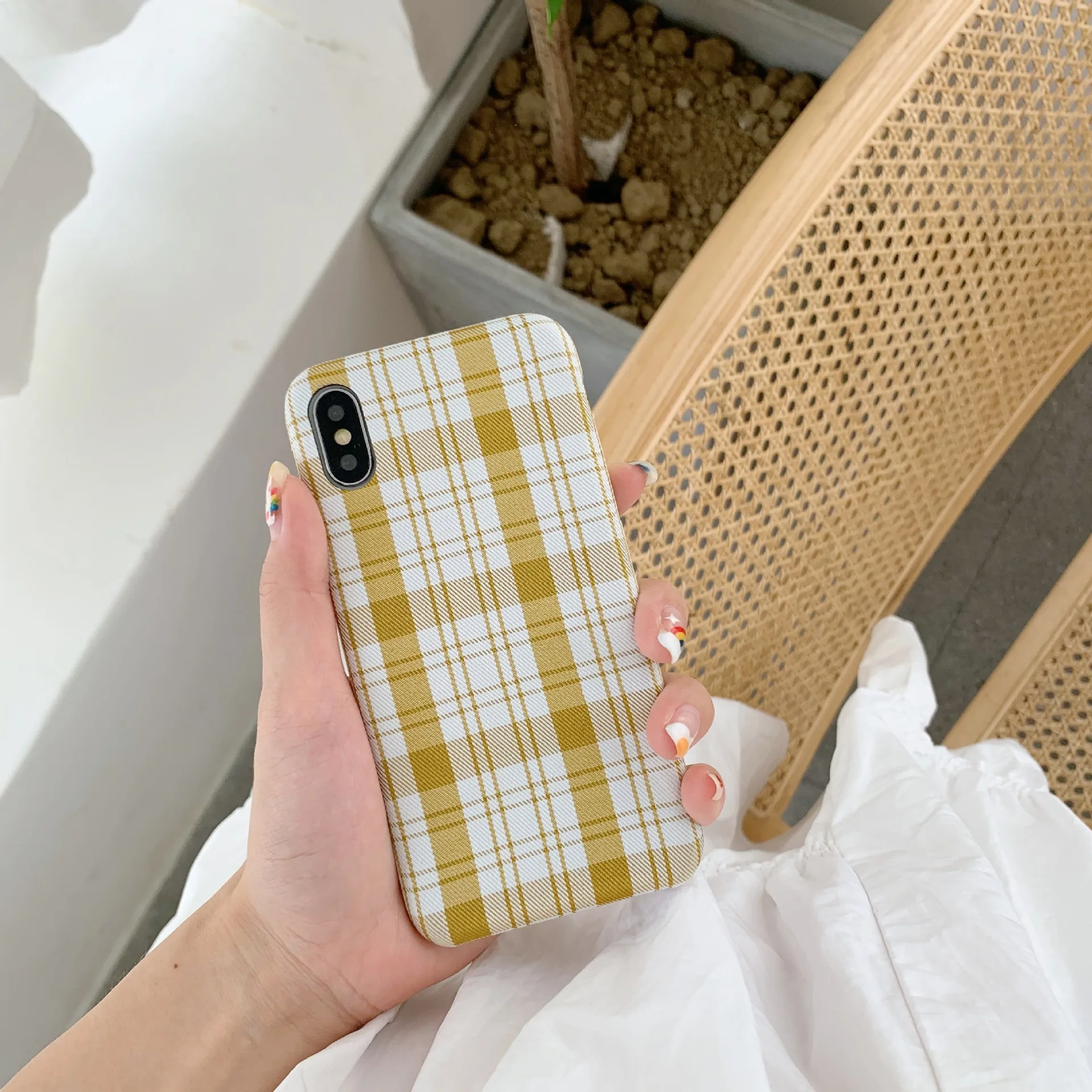 

Korean Style Simple Plaid Mobile Phone Shell Drop-Resistant Phone Protective Case Soft Case