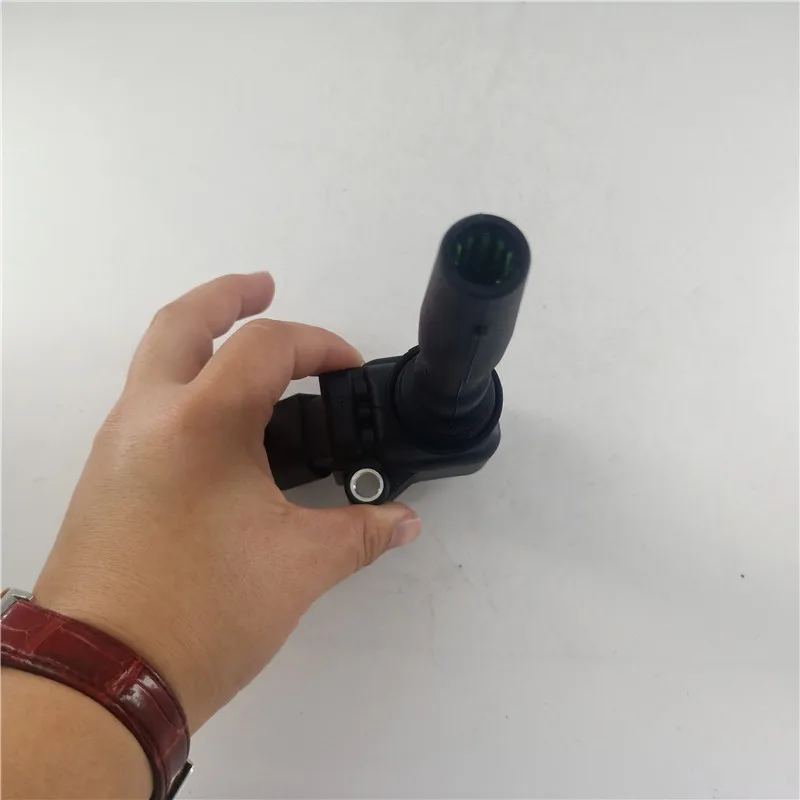 Катушка зажигания для AUDI A1 A3 SEAT Leon Skoda Octavia V-W GOLF VII POLO 1.0L 1,2 T 1,4 T 1.6L(2011-) 04E905110B 04E905110