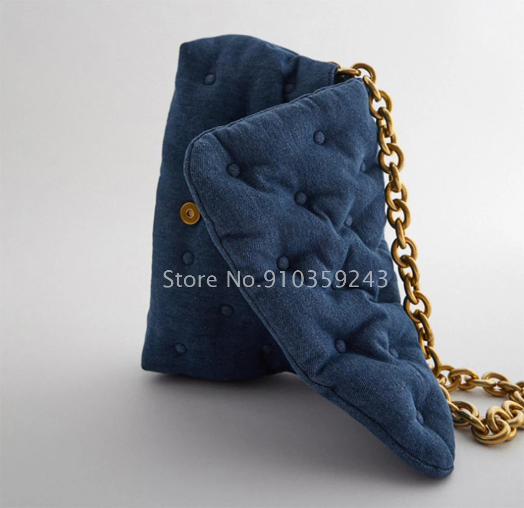 

2021 spring and summer new luxury super large denim denim fabric with thick chain ladies diagonal trendy shoulder bag size 30CM*
