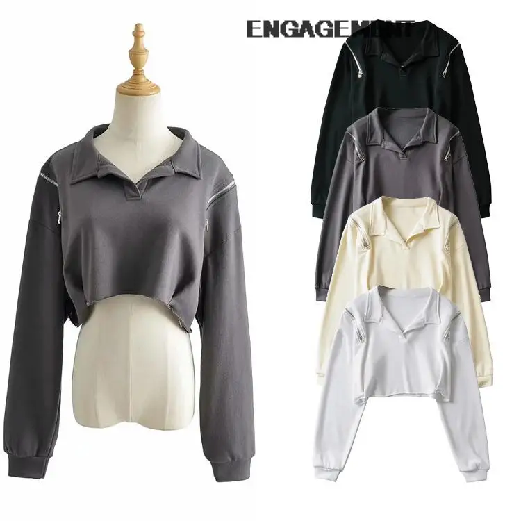 

Hoodies & Sweatshirts