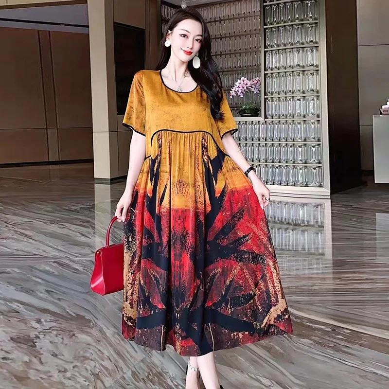 

Silk satin dress large size loose and thin round neck short sleeve medium length print 2021 summer new