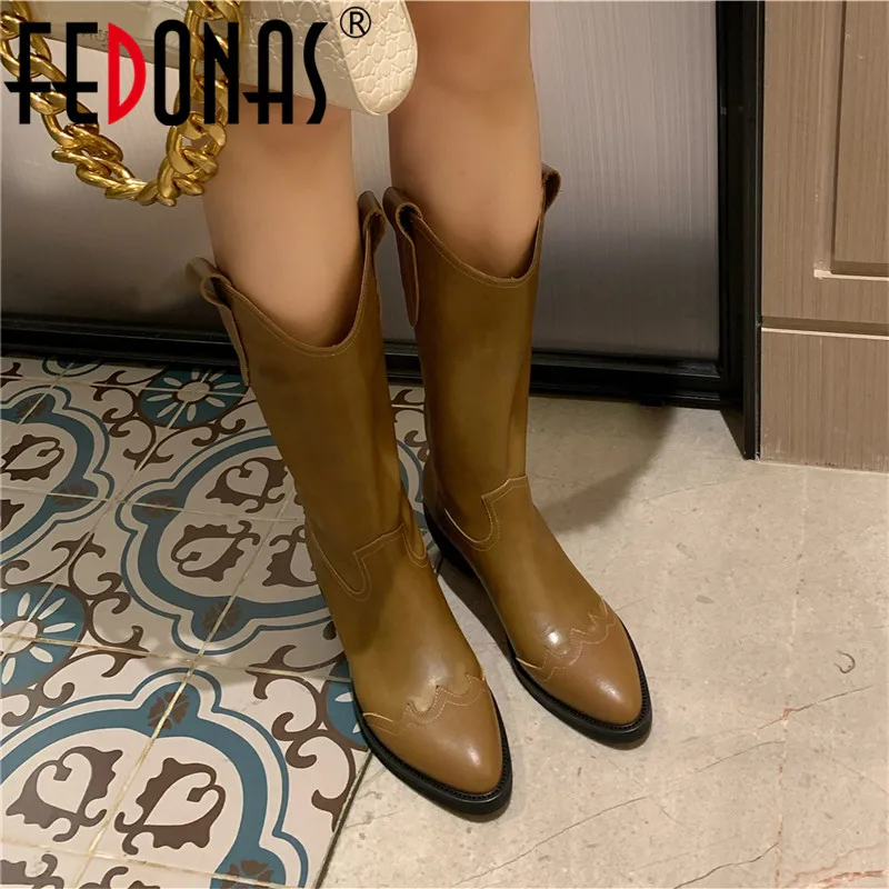 

FEDONAS/2021; Сезон осень-зима; Женские сапоги до середины икры; Классический дизайн; Туфли-лодочки с острым носком на толстом каблуке; Новейшая по...