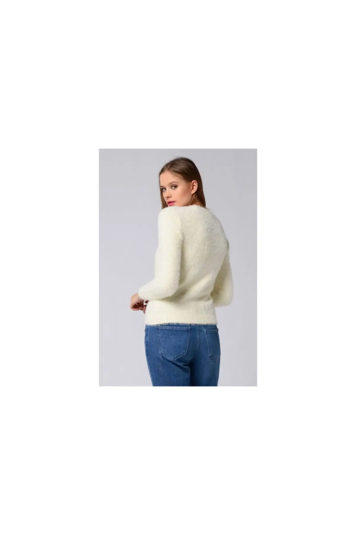 

Hairy Women White Neck Sweater Women Muslim Sweater