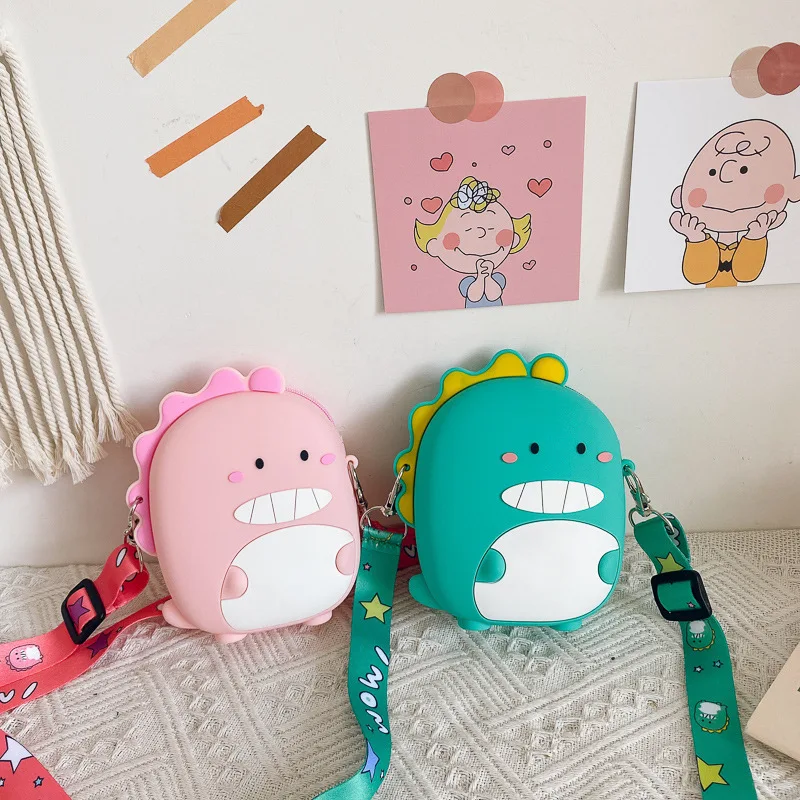 

1Pcs Cute Girl Coin Purse Cartoon Dinosaure Pattern Kids Girl Purse Bag Mini Silicone Lovely Girl Travel Satchen Bag