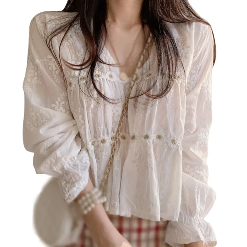

Korean Fashion Women Blouses V-Neck Sun Protection Shirt with Lace Long Sleeve Womens Tops And Blouses 2021 Chic Woman Blouse