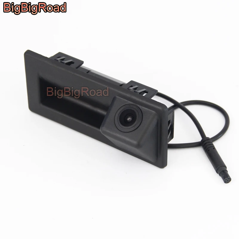 

BigBigRoad Car Trunk Handle Rear View Camera For Audi A4L 2017 Volkswagen VW Teramont C-TREK Touran L Tiguan Parking Camera