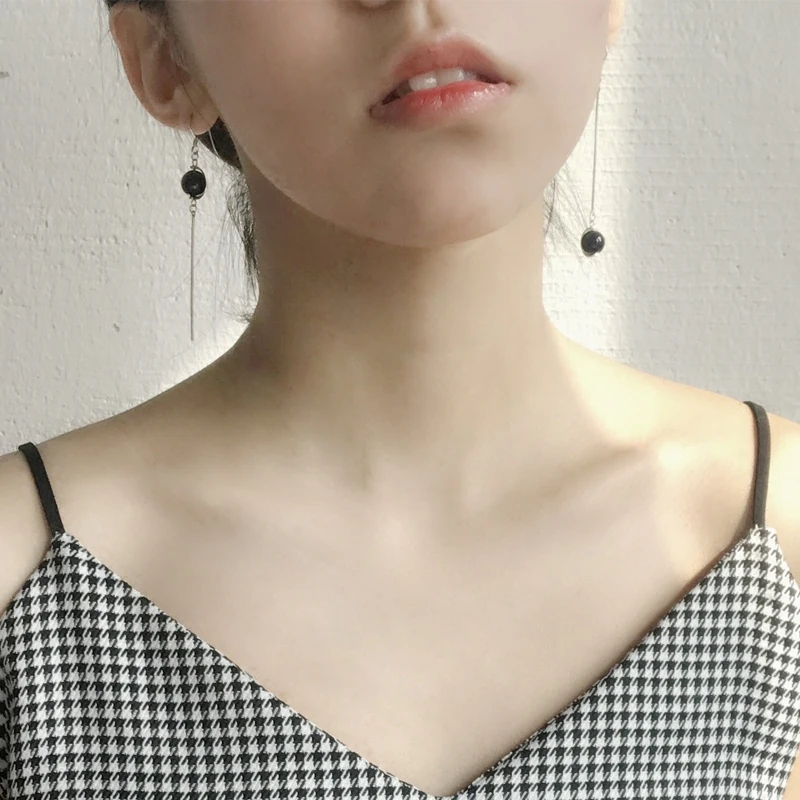 

Korean Style Asymmetric Black Beads Ball Earrings S925 Sterling Silver Earrings Long Earrings Fashion Anti-Allergy Earrings