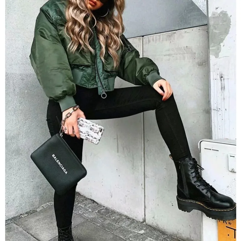 Женская куртка-бомбер на молнии зеленая теплая куртка с воротником-стойкой