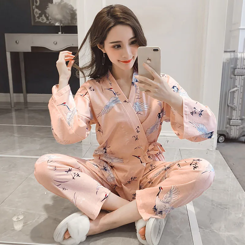 Женская пижама с длинным рукавом кимоно милым принтом из молочного шелка