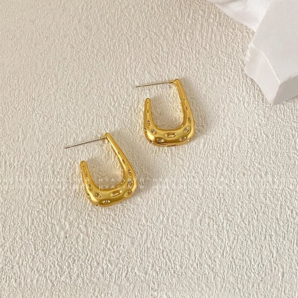 

16k Real Gold Geometric Hollow Silver Needle Stud Earring 2021 New Light Luxury Ear Buckle Temperament Unusual Christmas Jewelry
