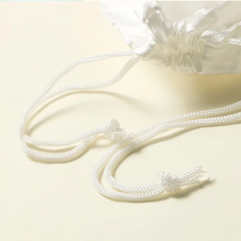 Белая атласная универсальная сумка для хранения на шнурке импортные товары