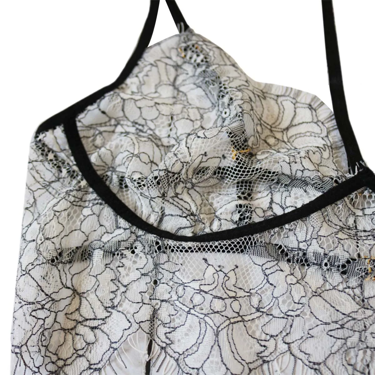 

Women Sexy Lace Embroidery Lingerie Set Halter Bra Hollow Thong Set Lingerie Sleepwear Bra Briefs Set