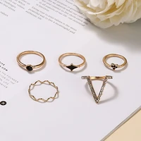 5pcsset crystal v knuckle rings set for women simple style black rhinestone ring party girl tempting wave retro jweelry gift