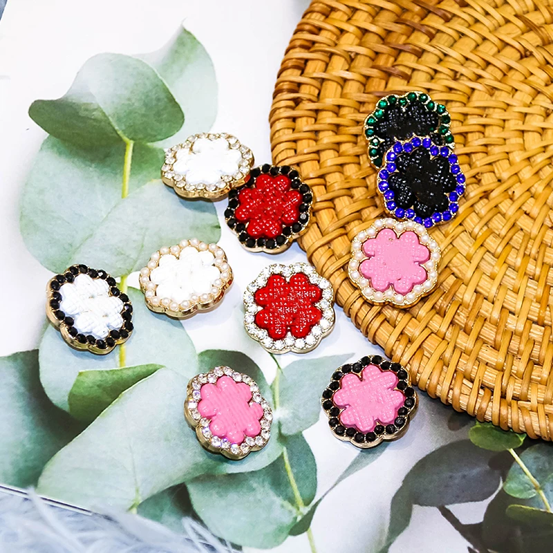 

1lot=10pcs High-end golden Pink diamond buttons wedding Coat clothing accessories DIY sewing button on a fur coat